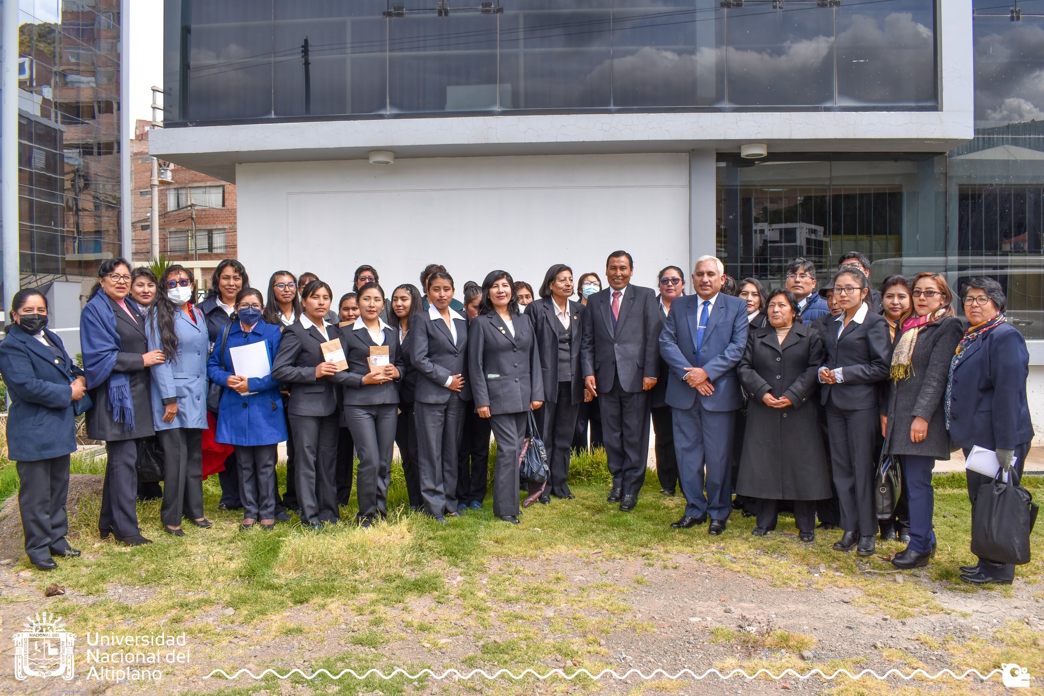 En presencia de las principales autoridades universitarias, se concretó la entrega de modernos laboratorios y equipamiento a la Facultad de Enfermería.