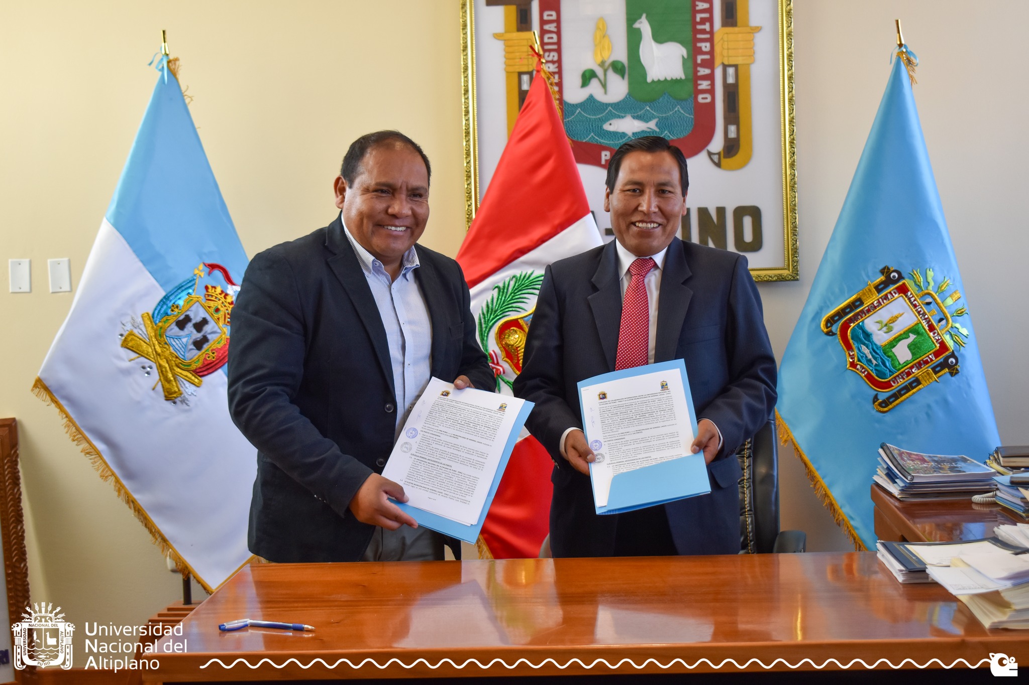 Con de objetivo de fomentar la cooperación y realización proyectos que promuevan la ciencia y tecnología, la Universidad Nacional del Altiplano Puno – Perú y la Ilustre Municipalidad de General Lagos – Chile, suscribieron el convenio de colaboración internacional que busca mejorar las condiciones productivas de ambas poblaciones y la aplicación de nuevas tecnologías en producción o reproducción animal y vegetal.
