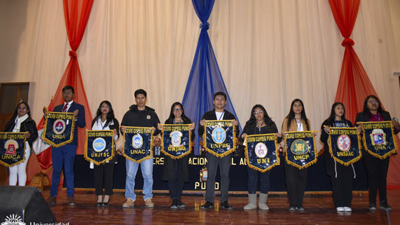 Más de 10 delegaciones de las principales universidades públicas del país arribaron a la ciudad de puno para ser partícipes del XXVIII Congreso Peruano de Estudiantes de Ingeniería Química Puno (COPEIO-2023), organizado en el presente año por la Facultad de Ingeniería Química de esta prestigiosa universidad, evento académico que se extenderá hasta el día viernes 15 de setiembre.