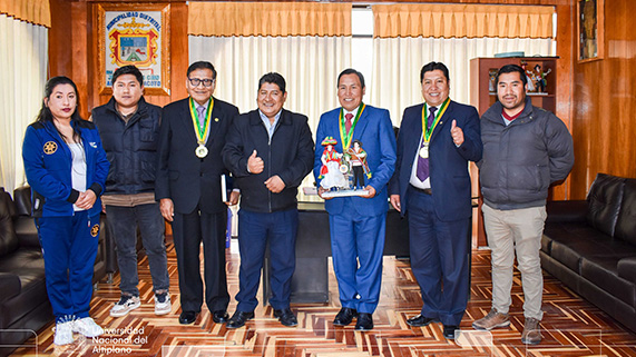 Próximamente será una realidad la Filial de la Universidad Nacional del Altiplano de Puno y será en el distrito de Caracoto, jurisdicción de la provincia de San Román. Así, lo anunció, el Rector de la UNA Puno, Dr. Paulino Machaca Ari, tras una importante reunión que mantuvo con el alcalde de dicho distrito, Javier Phocco Cuno, y en los siguientes días se concretará la firma de convenio para la donación de más de 30 hectáreas.
